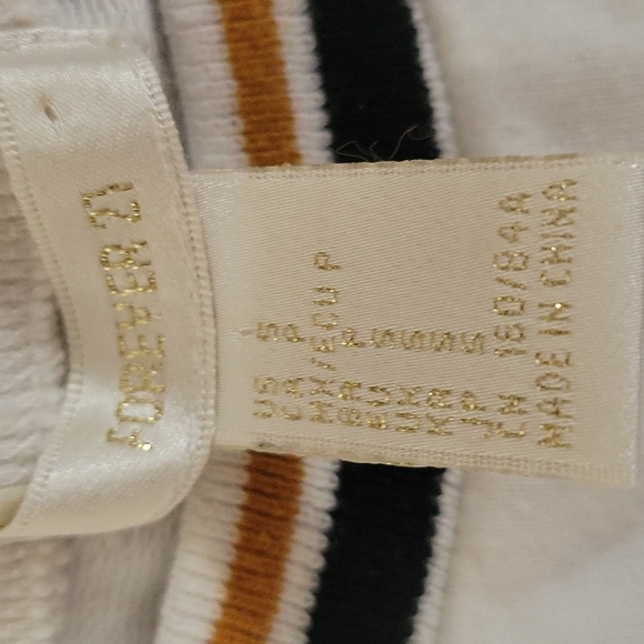 Forever 21 sweater - Picture 2 of 4